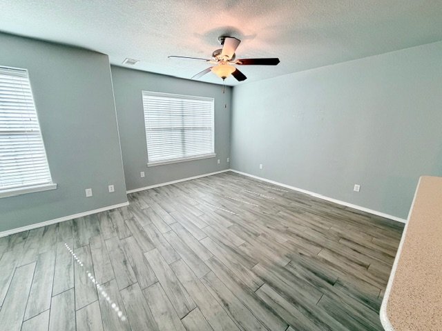Building Photo - 287 S Breakwater Ln