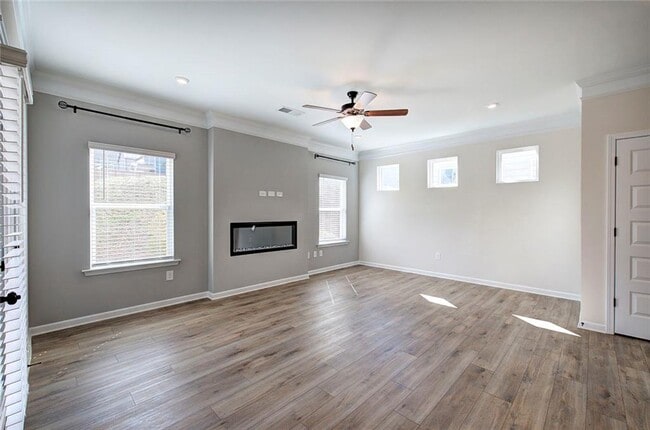 Building Photo - 401 Perth Dr