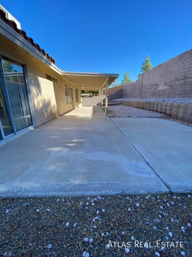 Building Photo - 181 Laguna Hills Ct