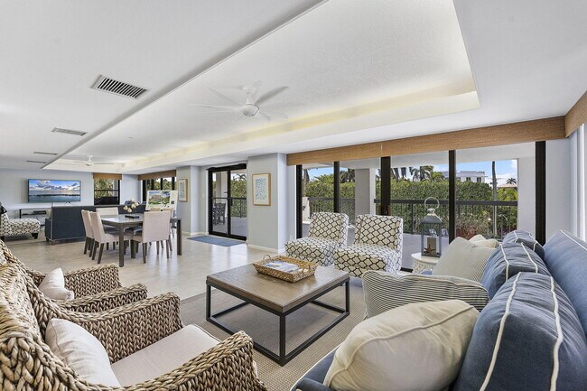 Building Photo - 120 S Ocean Blvd