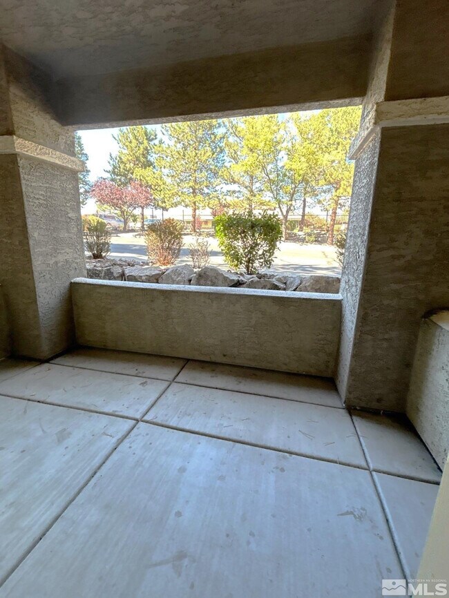 Building Photo - 900 S Meadows Pkwy