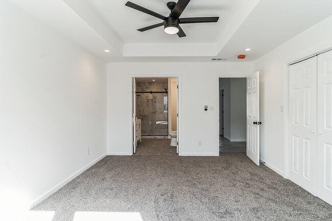 Building Photo - 4011 Redan Rd