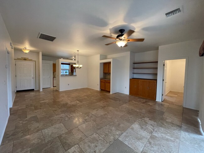 Building Photo - 3633 S Paseo de Los Nardos