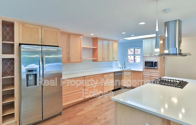 Building Photo - 4126 161st Ave SE