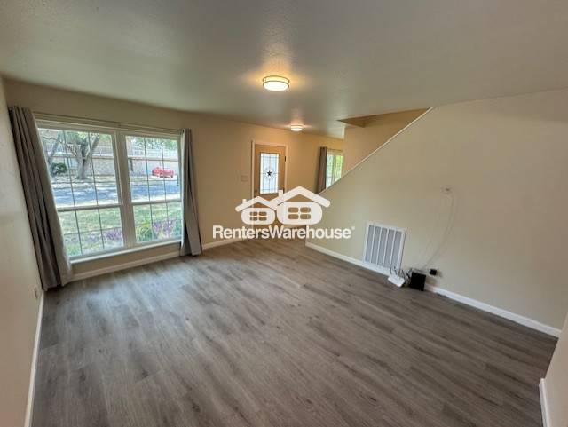 Building Photo - 127 Dartmoor St