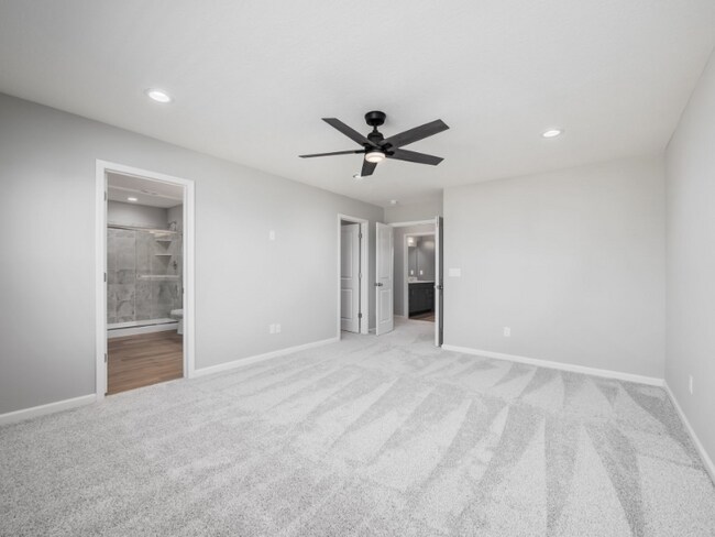 Building Photo - 267 Sage Hill Dr