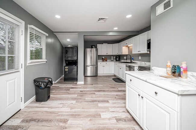 Building Photo - Please View 3D Virtual Walk-Through Before Scheduling a Showing