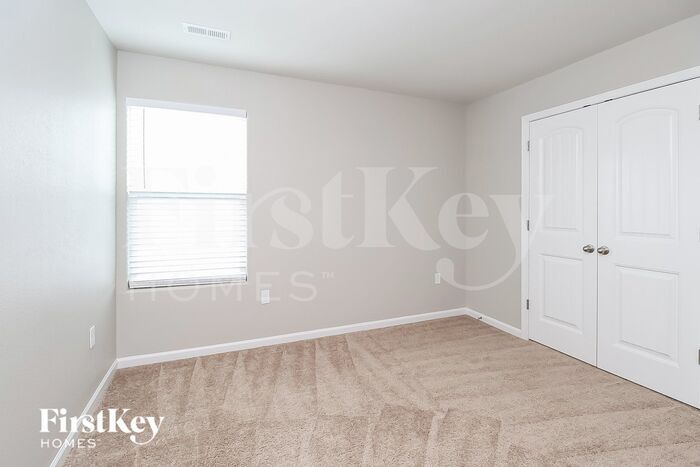 Building Photo - 712 Hawley St