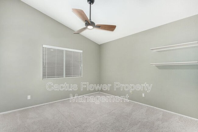 Building Photo - 4226 E Rockledge Rd