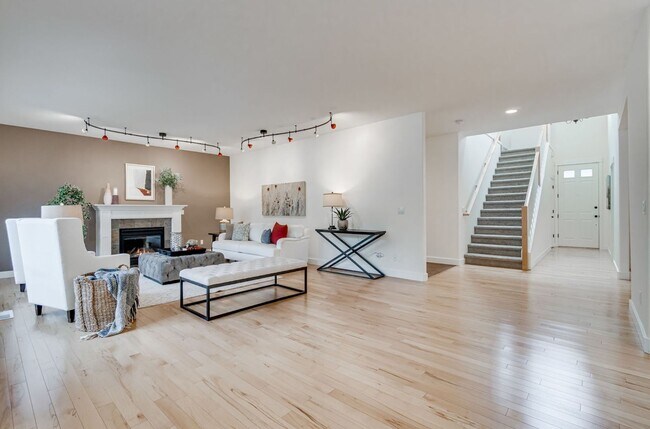 Building Photo - Stunning Bethany Home with 3,111 Sq Ft, Four Bedrooms + Dedicated Office & Covered Backyard Deck