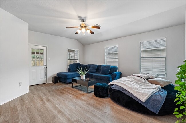 Building Photo - 20414 Shiloh Mist Ln