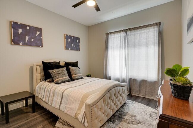 Building Photo - BEAUTIFULLY FULLY FURNISHED 4 BEDROOM 3.5 BATH HOME IN 89138