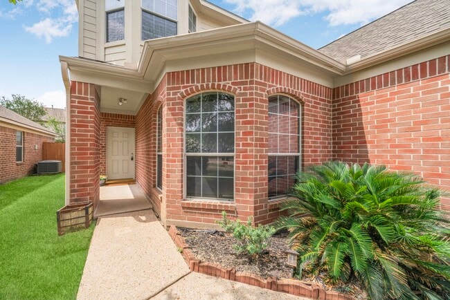 Building Photo - 19423 Camellia Knoll Trail