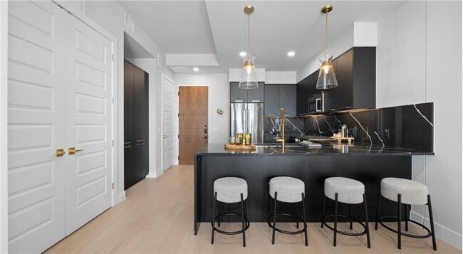 Building Photo - 601 Guadalupe St