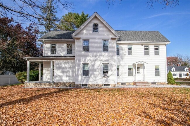 Building Photo - 33 Dunbar St