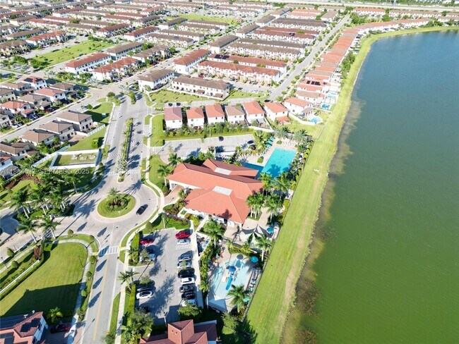 Building Photo - 10332 West 33rd Ct