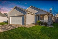 Building Photo - COMING SOON! 3 Bed 2 Bath Single Family Home w/ Garage!