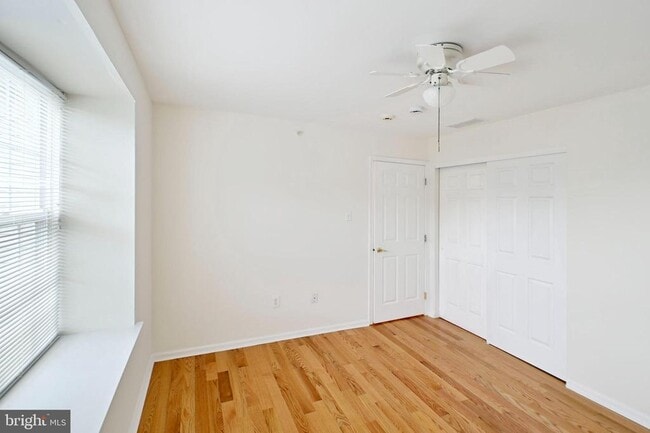 Building Photo - 302 Weston Ln