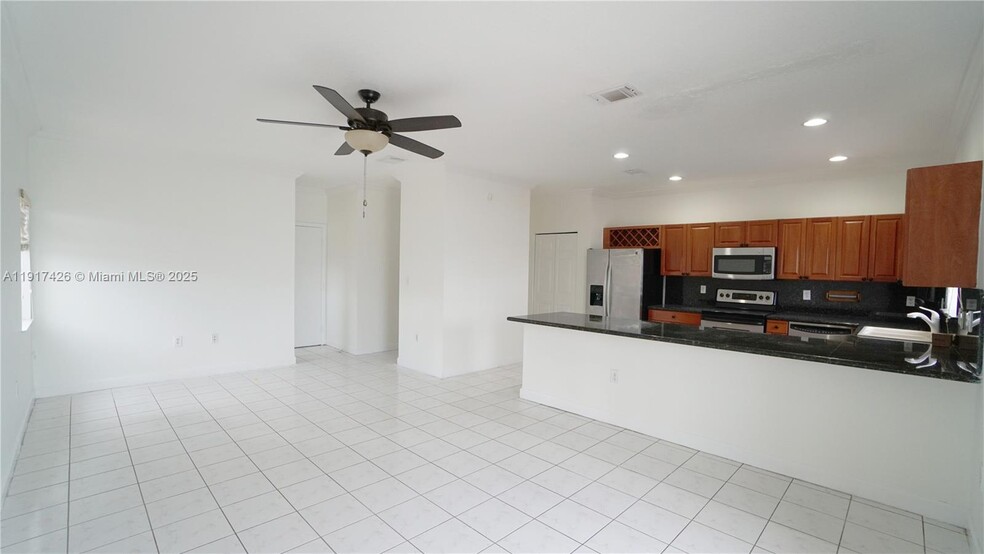 Building Photo - 14061 SW 136th Pl