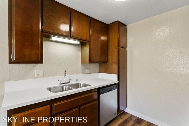 Building Photo - 17818 Woodruff Ave