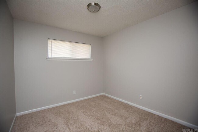 Building Photo - 5800 Hopson Dr