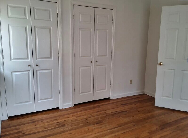 Building Photo - 307 Florida Ave