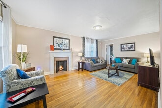 Building Photo - 1307 S Indianapolis Ave