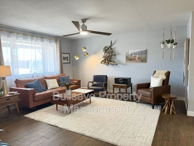 Building Photo - 433 S 113th Pl