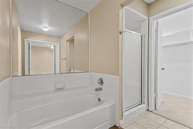 Building Photo - 925 Signal Ridge Pl