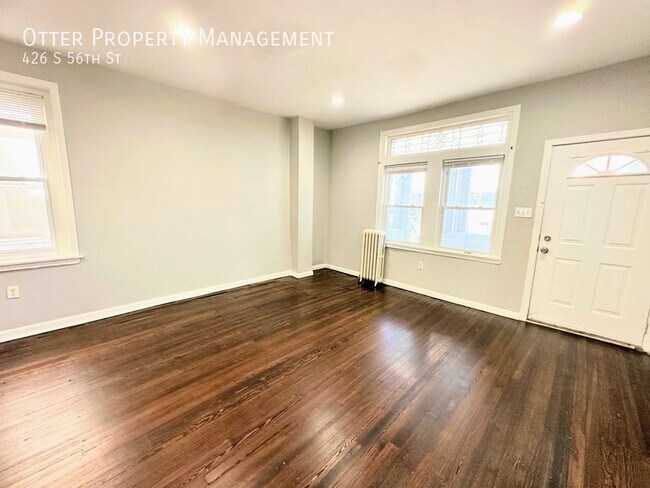 Building Photo - 426 S 56th St