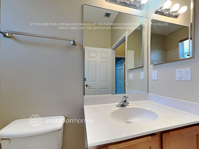 Building Photo - 4803 San Andros