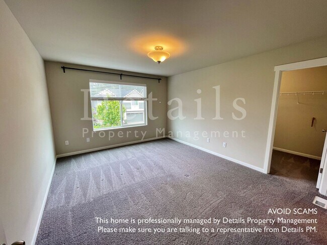 Building Photo - Nice 3 Bedroom Port Orchard Home