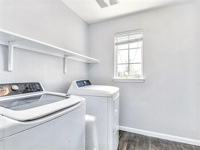 Building Photo - 3108 Tilmon Ln.