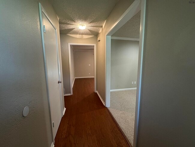 Building Photo - 1516 Rita Ln