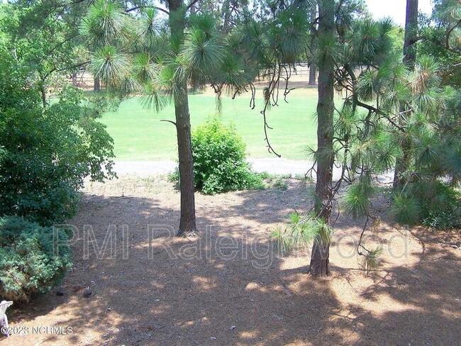 Building Photo - 220 Foxkroft Dr