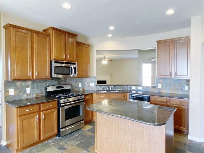 Building Photo - 8803 E Windhaven Terrace Trail