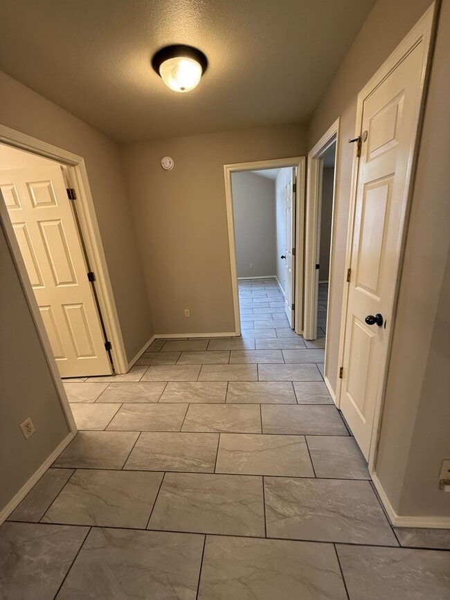 Building Photo - 1528 N 24th St