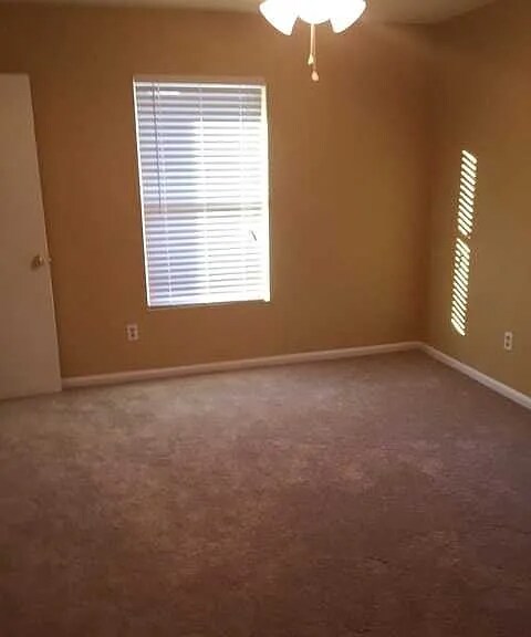 Building Photo - 107 Westpointe Ct