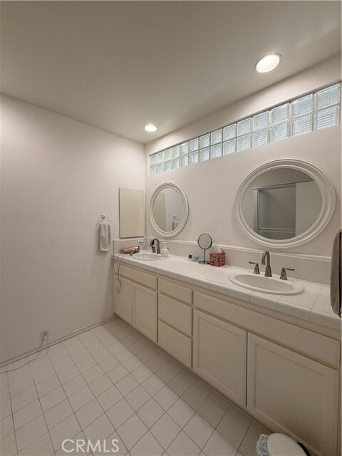 Building Photo - 77 Cottonwood Cir
