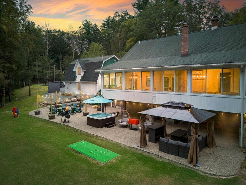 Building Photo - 3169 Spruce Cabin Rd