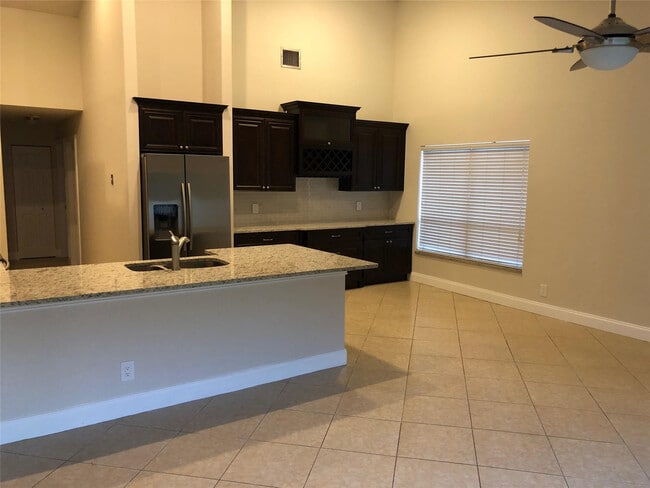 Building Photo - 9488 Majestic Way