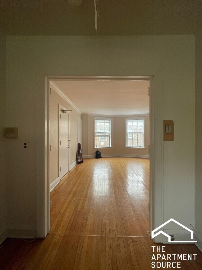 Building Photo - 911 Elmwood Ave