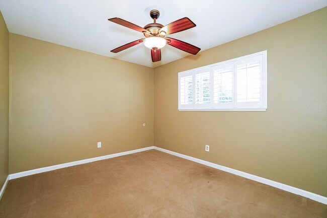 Building Photo - Charming Lincoln Village West 3BD Home with Spacious Corner Lot
