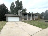 Building Photo - 87 Johnson Dr