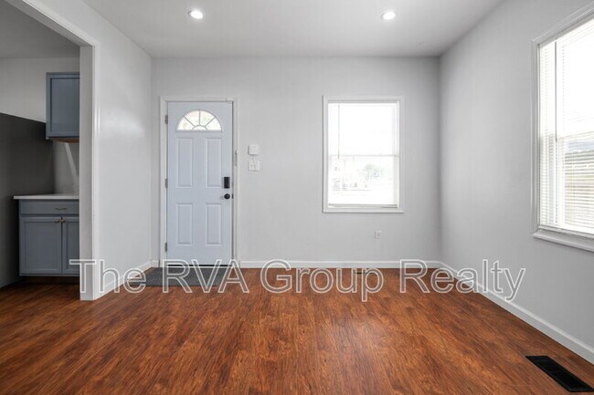 Building Photo - 2517 Haden Ave