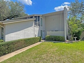 Building Photo - 100 Lido Cir