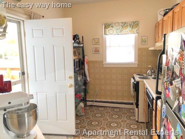 Building Photo - 714 Broadway