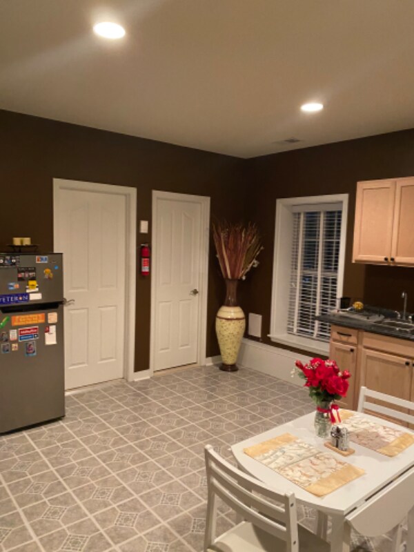 Building Photo - 38 Palisades Dr