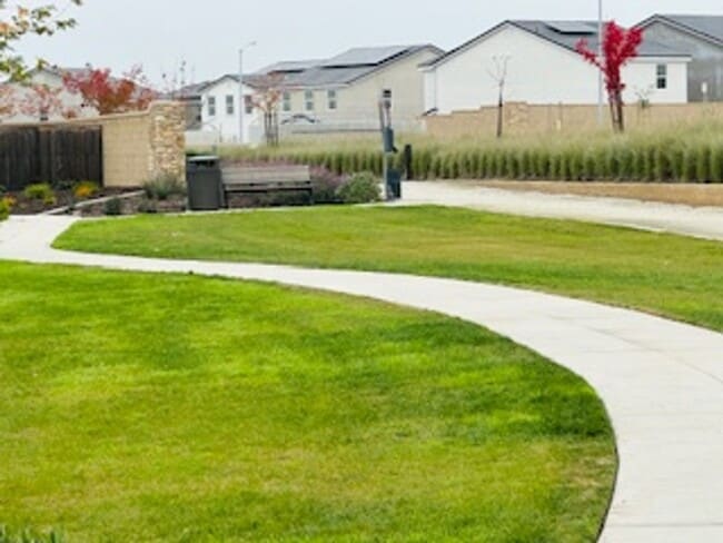 Building Photo - $2,650 Plum Tree 3 Bd + flex Home, Solar Panels & Battery, NEW Build - Clovis & Shepherd Ave.