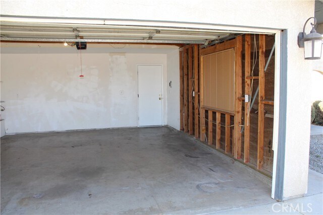 Building Photo - 12426 Redwing Rd